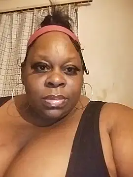 Pinkchocolatebbw online show from 17, 3, 2026