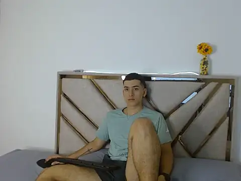 oliver   saint online show from 3, 3, 2026