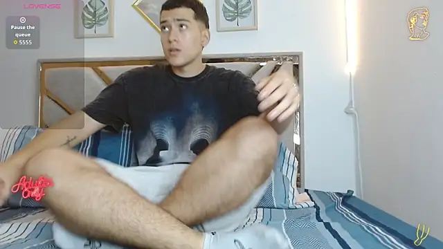 oliver   saint online show from 12, 4, 2026