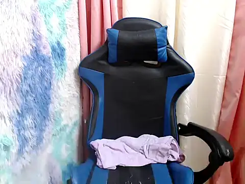 sexy deeya09 online show from 23, 4, 2026