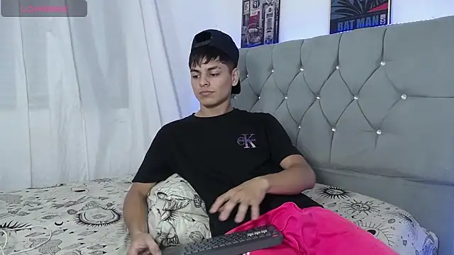 Logan Jhonson19 online show from 3, 4, 2026