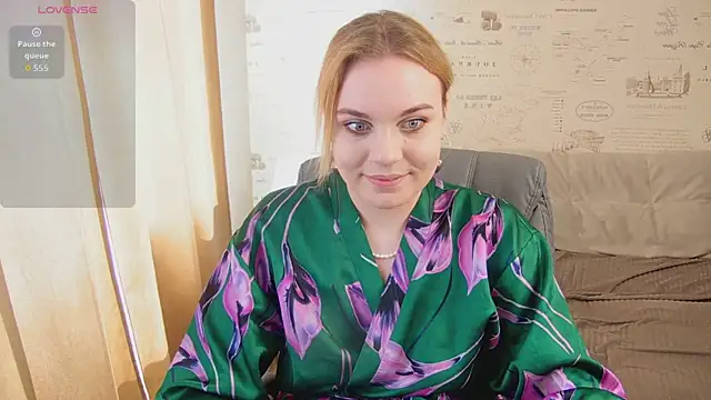 Snapshot of Glow_Margo chatting on 3, 7, 2026 Glow Margo online show from 3, 7, 2026