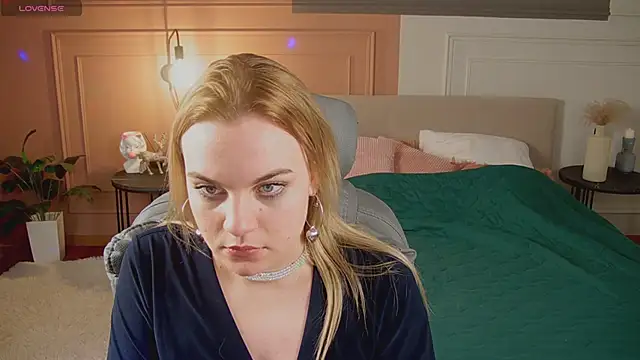 Glow Margo online show from 27, 3, 2026