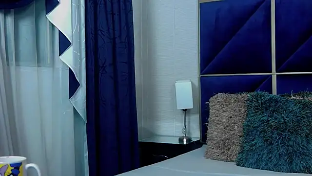 AmberDiamont online show from 14, 4, 2026