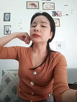 Ivy Trix2 online show from 19, 3, 2026