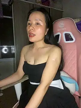 Snapshot of Ivy_Trix2 chatting on 29, 5, 2026 Ivy Trix2 online show from 29, 5, 2026