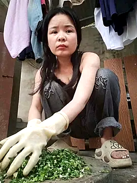 Ivy Trix2 online show from 9, 3, 2026