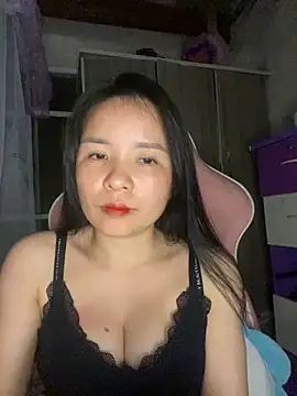 Ivy Trix2 online show from 28, 2, 2026