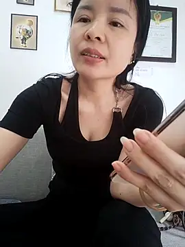 Snapshot of Ivy_Trix2 chatting on 4, 5, 2026 Ivy Trix2 online show from 4, 5, 2026
