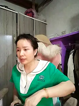 Ivy Trix2 online show from 29, 3, 2026