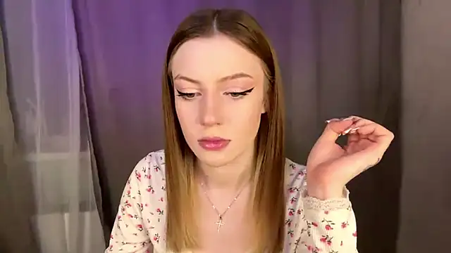 Rosalielue online show from 17, 5, 2026