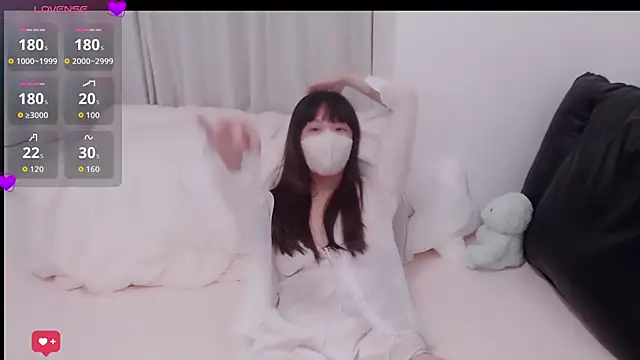 AiIris1 online show from 16, 4, 2026