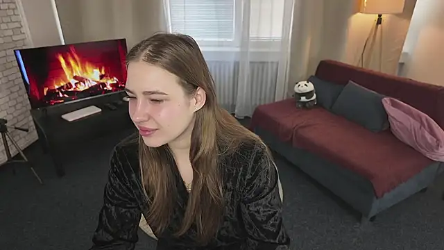 EmilyBlazee online show from 22, 3, 2026