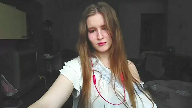 Adelinevibe online show from 26, 2, 2026