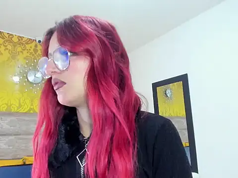 violeethh   online show from 4, 3, 2026