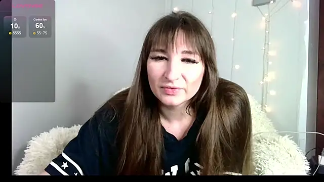 Birdie Kiss online show from 12, 5, 2026