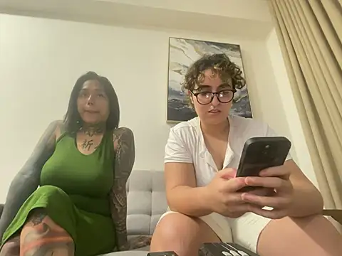 yassiestar online show from 3, 3, 2026