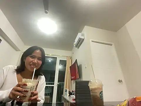 yassiestar online show from 9, 3, 2026