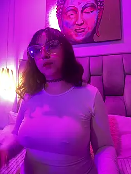 Maddie-LesYoux online show from 24, 3, 2026