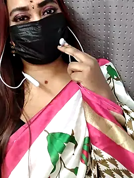 Snapshot of Cutie_Nila chatting on 18, 7, 2026 Cutie Nila online show from 18, 7, 2026