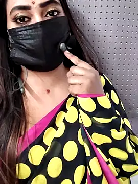 Cutie Nila online show from 19, 5, 2026