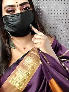 Cutie Nila online show from 11, 5, 2026