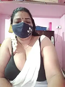 Snapshot of tamil_lathikaaa chatting on 18, 5, 2026 tamil lathikaaa online show from 18, 5, 2026