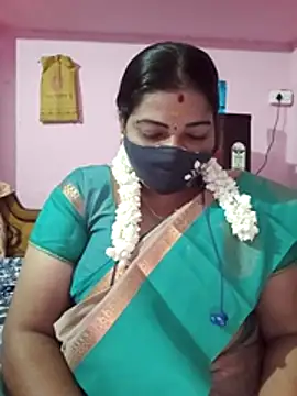 Snapshot of tamil_lathikaaa chatting on 30, 4, 2026 tamil lathikaaa online show from 30, 4, 2026