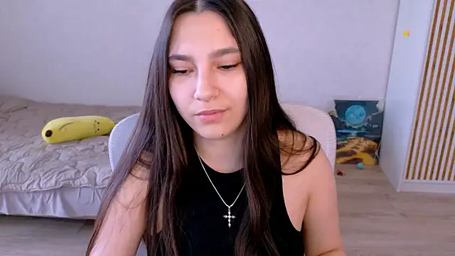 Snapshot of Ari_Grend chatting on 8, 5, 2026 Ari Grend online show from 8, 5, 2026