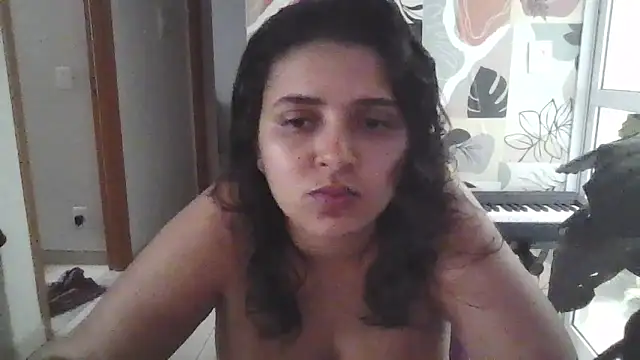 Snapshot of midsize_94 chatting on 28, 2, 2026 midsize 94 online show from 28, 2, 2026