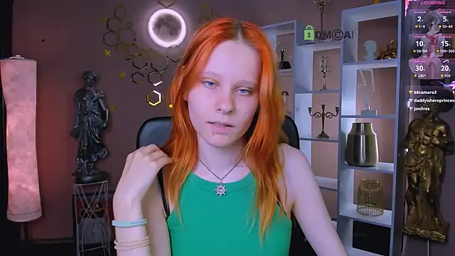 cassandra nik online show from 22, 5, 2026