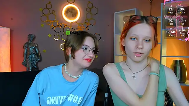 cassandra nik online show from 19, 6, 2026