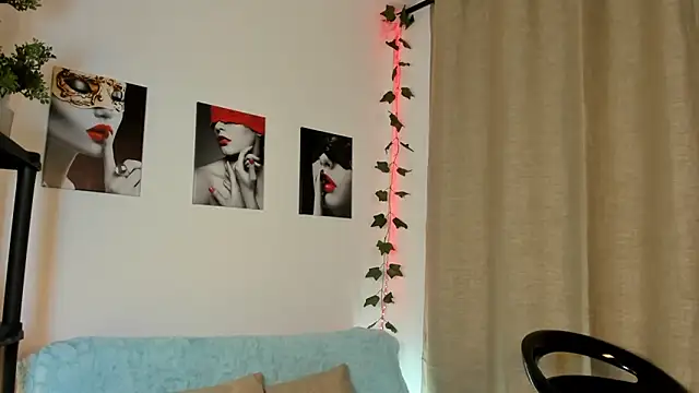 Rebeca Marchetti online show from 27, 4, 2026