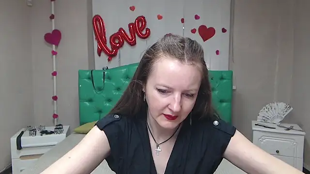 MeganPirs online show from 15, 4, 2026