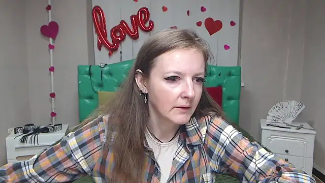 MeganPirs online show from 8, 5, 2026