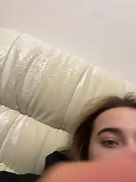 TiffanyCouture online show from 28, 2, 2026