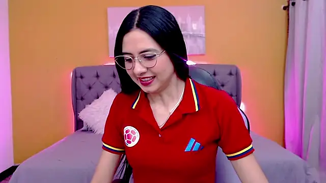 Snapshot of alexaneuer chatting on 7, 7, 2026 alexaneuer online show from 7, 7, 2026