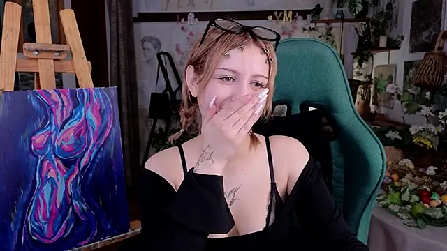 EffieMeowley online show from 27, 3, 2026