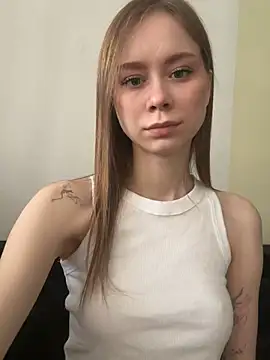 Snapshot of CarolinaMaison chatting on 2, 3, 2026 CarolinaMaison online show from 2, 3, 2026