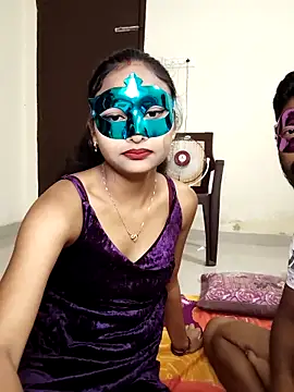 Sweet Cpl  online show from 8, 3, 2026