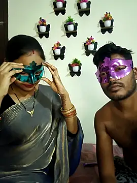 Sweet Cpl  online show from 28, 3, 2026