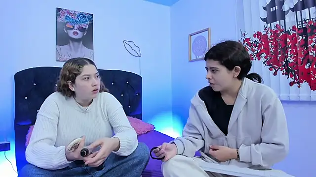 valeria and zoe online show from 12, 3, 2026