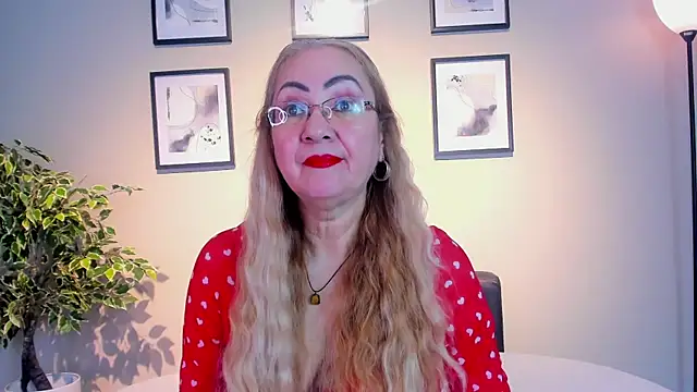 Victoria Firee online show from 14, 5, 2026