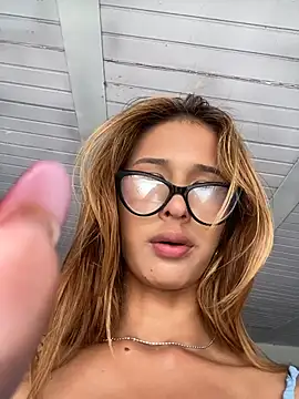 Snapshot of Angela_Garciaa chatting on 16, 7, 2026 Angela Garciaa online show from 16, 7, 2026