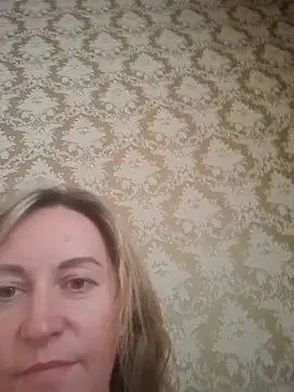 Snapshot of ChristinaYork chatting on 9, 6, 2026 ChristinaYork online show from 9, 6, 2026
