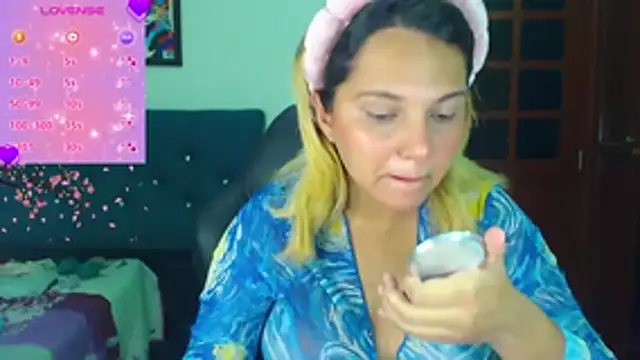 aurora bela online show from 20, 5, 2026