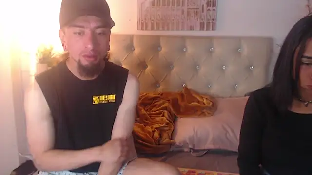 Snapshot of Rommen_N_Zoe chatting on 29, 4, 2026 Rommen N Zoe online show from 29, 4, 2026