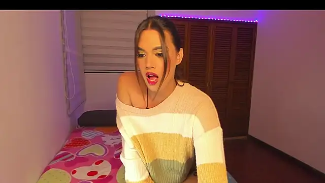 candy isabella  online show from 3, 5, 2026
