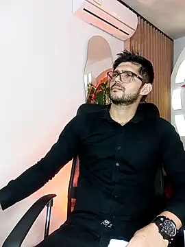 ritzabeth daniel online show from 11, 4, 2026