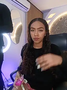 Snapshot of ritzabeth_daniel chatting on 24, 5, 2026 ritzabeth daniel online show from 24, 5, 2026